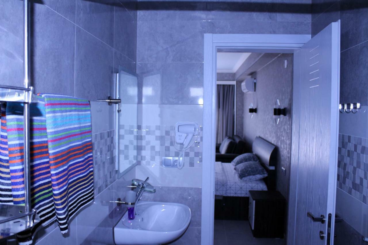 Hotel Golden Lion à Kobuleti Extérieur photo